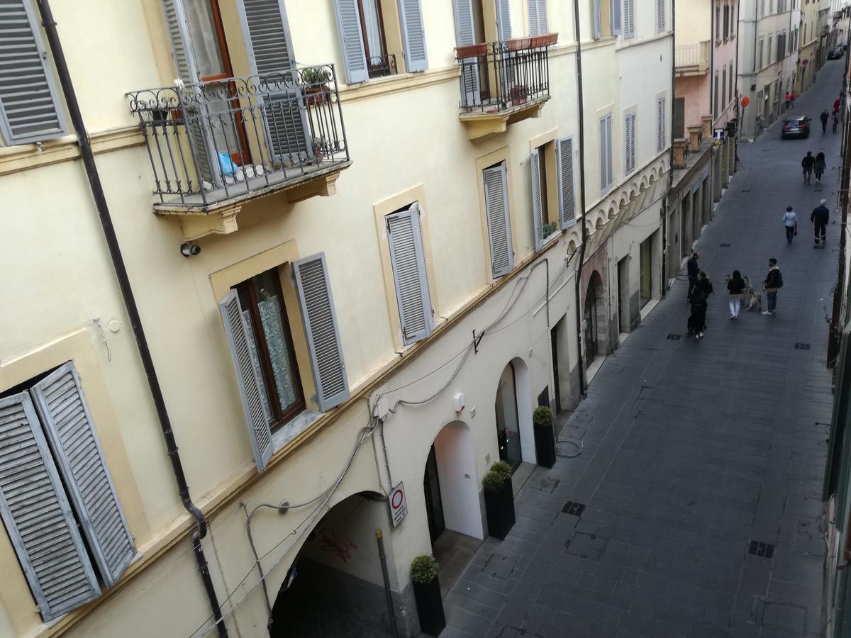 Residenza Mazzini Foligno Exteriér fotografie